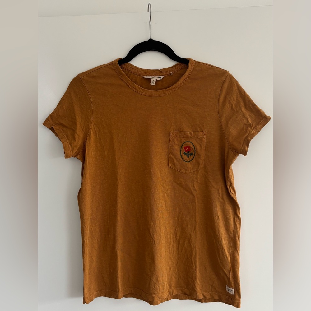 Toad&Co Primo Crew Embroidered - Pocket Cross Stitch - Dark Yellow, Small